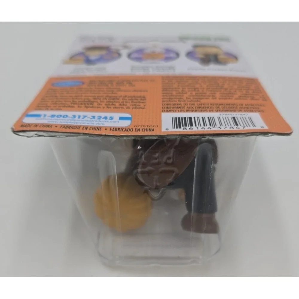 Peanuts Halloween-Themed Figurines 3-Inch Halloween Charlie Brown Figurine